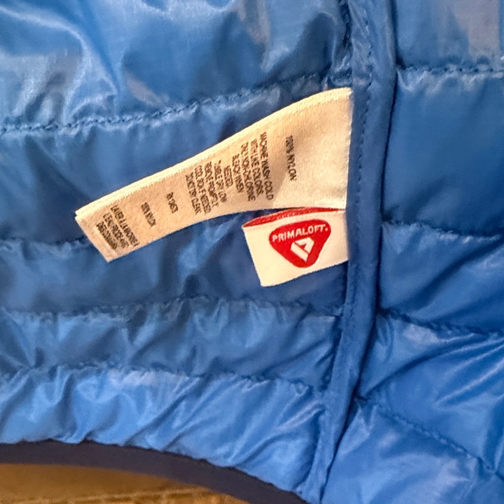 Vineyard Vines Boys Blue Primaloft Packable Jacket - Picture 6 of 8